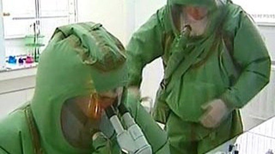 В швейцарском пассажирском поезде взорвался контейнер с образцами вируса свиного гриппа - В Мире