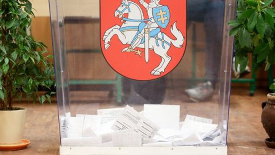 Rinkimų nesklandumai: Dusetų rinkiminės apylinkės pirmininkė – visiškai girta - Lietuva ir Baltijos šalys