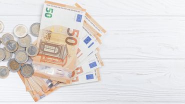 "Содра": средние доходы "на руки" в Литве 1192 евро, стало больше людей с большими зарплатами