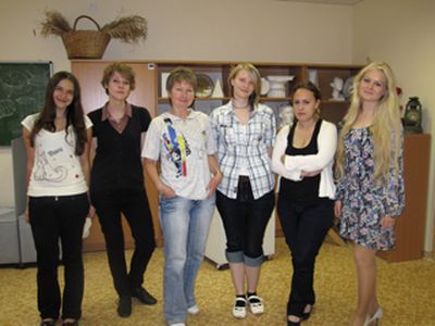 С Шарлем Перро - на дружеской ноге... - В Висагинасе