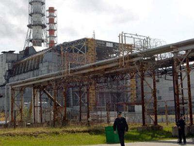 С Чернобыльской АЭС эвакуировали французских рабочих - Энергетика