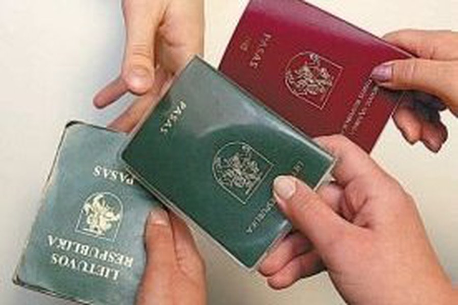 Идентификационная карточка будет не обязательной - Литва и страны Балтии