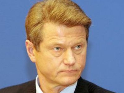 Европейский суд по правам человека вернул отстраненного экс-главу Литвы в большую политику
 - Литва и страны Балтии