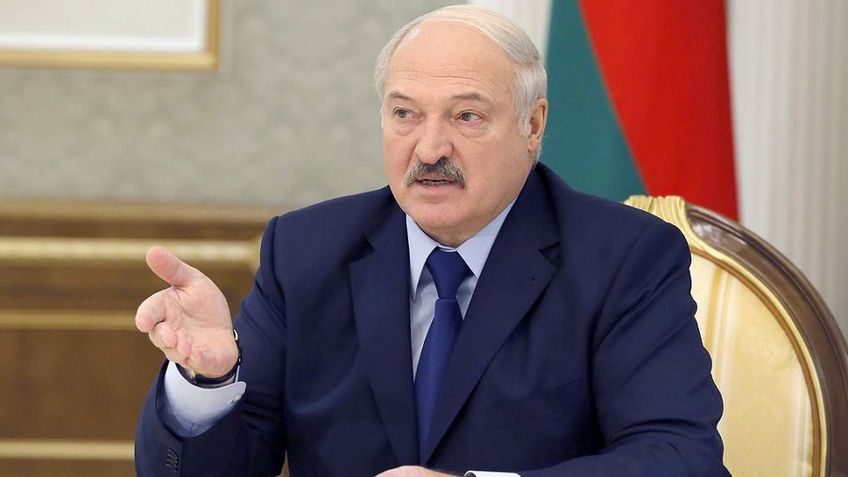 Лукашенко заявил, что Минск вынужден был закрыть границу с Украиной из-за потока оружия