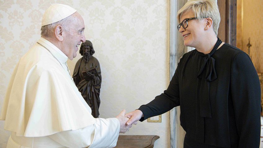 Premjerė susitiko su popiežiumi Pranciškumi
