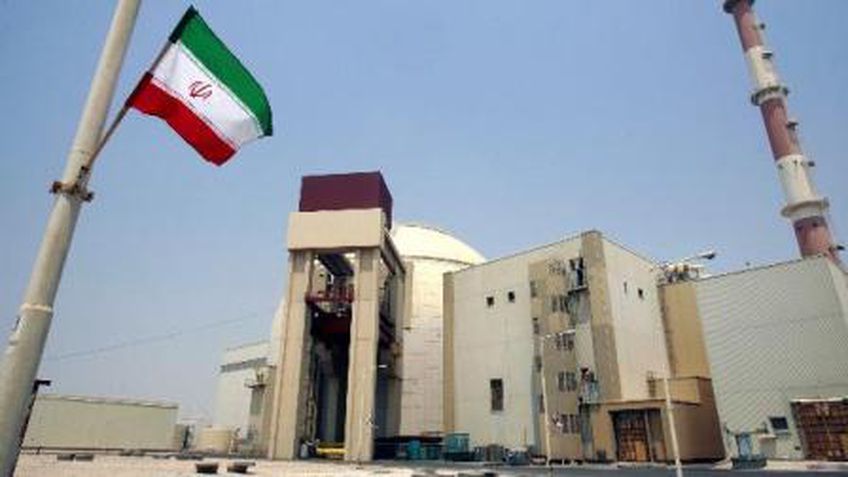 Глава МИД Франции заявил, что Иран создаст ядерную бомбу в 2013 году
