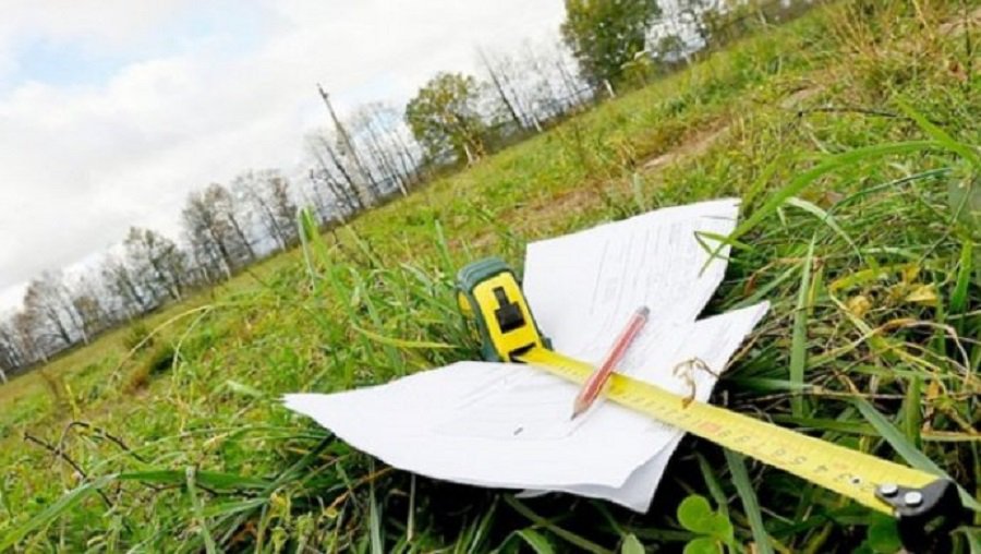 Сейм принял Закон о специальных условиях использования земли - Литва и страны Балтии