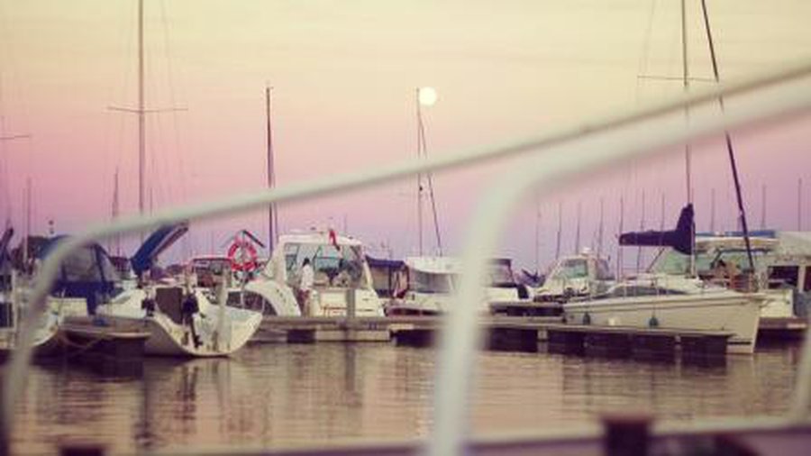 Яхта, парус — небо, август, или Как вслед за Шуклиным висагинцы покоряют мировые водоёмы - В Висагинасе