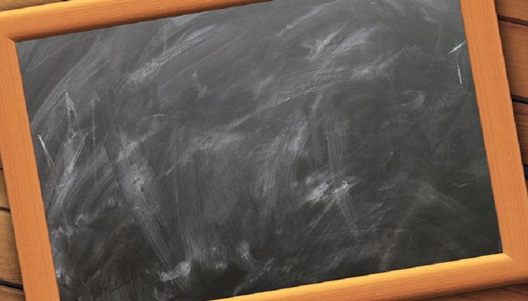 Бастующие учителя начинают марш до Дома Правительства: за день пройдут 15 км, будут ночевать в школах