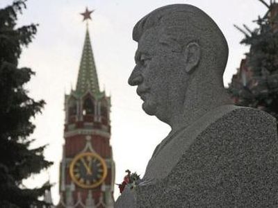 Ketina paduoti Rusijos parlamentą į teismą dėl Katynės žudynių                 - Pasaulyje