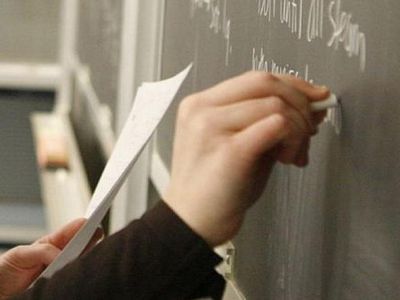 Учителям сказали «нет» - Литва и страны Балтии