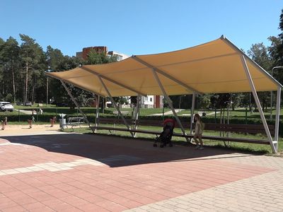 На детской площадке – новшество (видео) - В Висагинасе