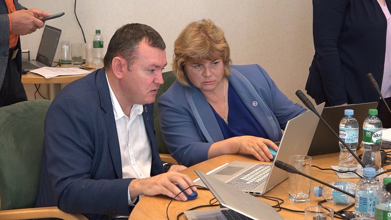 N. Lebedevičius, I. Nekrošiene. Renovacija visaginietiškai: įstatymo įgyvendinimas ar savivalė? - Be cenzūros