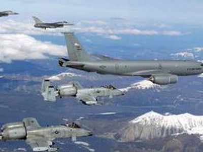 США заинтересованы в доставке грузов для войск в Афганистане через Владивосток и Сибирь - В Мире