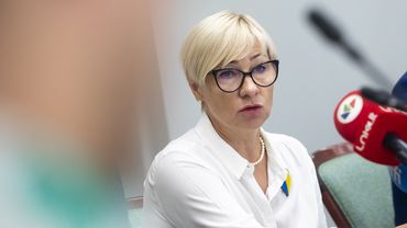 J. Šiugždinienė: leidėjai peržiūrės visų vadovėlių turinį, ministerija vertins kalbų mokyklose mokymą