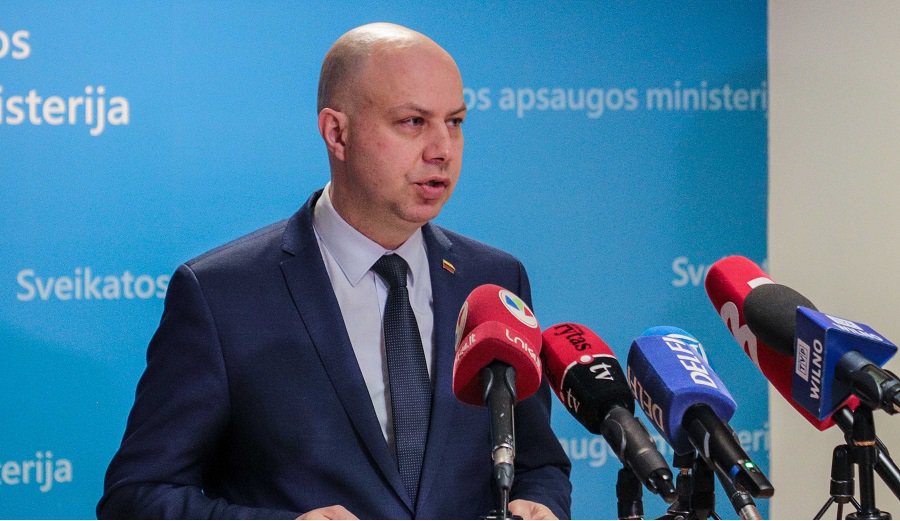 У А. Вериги нет ответов на вопросы оппозиции: сложно сказать, когда будет отменен карантин