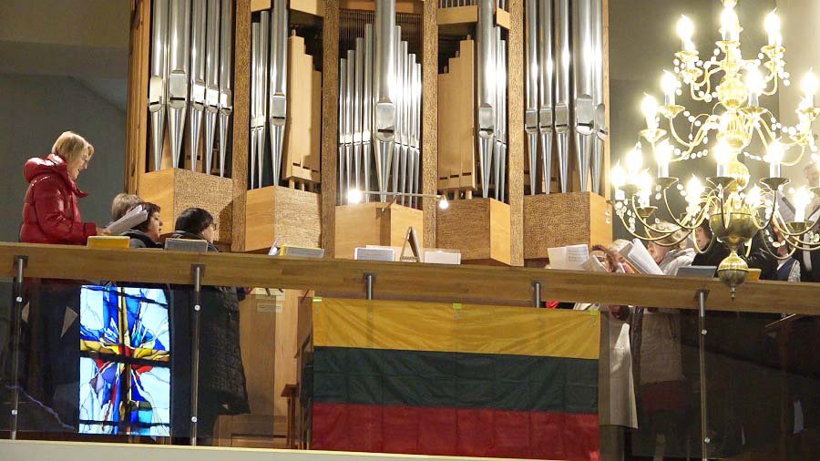 30-летие восстановления независимости Литвы в Висагинасе отметили очень скромно (видео) - В Висагинасе