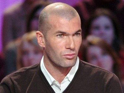 Зидану предложили возглавить сборную Алжира - Культурные и спортивные мероприятия