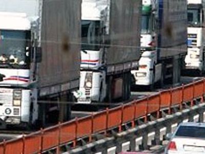 На Украине назревает революционная ситуация: бастуют дальнобойщики и судостроители  - В Мире