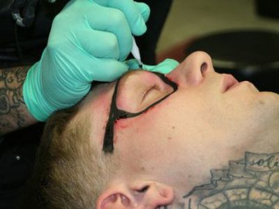 Grožio salonuose gali tykoti sunkios ligos - Lietuva ir Baltijos šalys