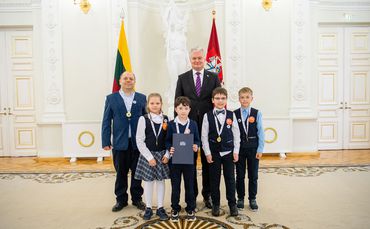 Висагинские школьники в Президентском дворце
