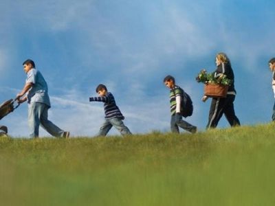 Seimas svarstys, ar įteisinti šeimos korteles - Lietuva ir Baltijos šalys