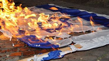 Израиль потребовал разъяснений от России после сожжения флага на форуме в Сочи