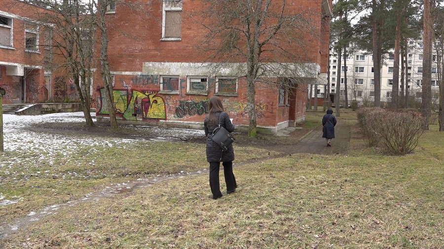 Совет по оценке недвижимого культурного наследия осмотрел здания по Вильтес 1,3 (добавлено видео) - В Висагинасе