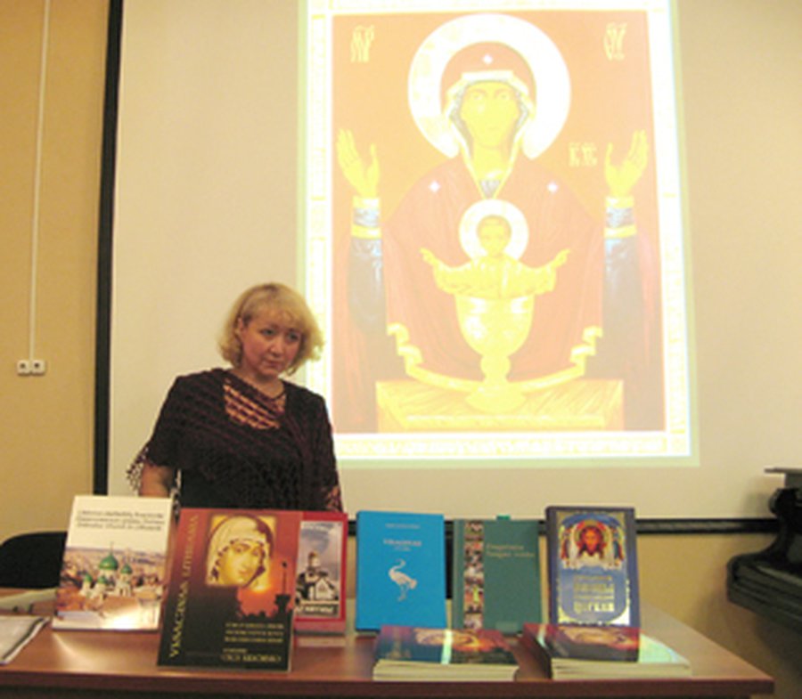 Ольга Кириченко: «Каждая  поездка в духовные иконописные центры - это ступенька в бесконечном восхождении, очередной этап самопознания…»

 - В Висагинасе