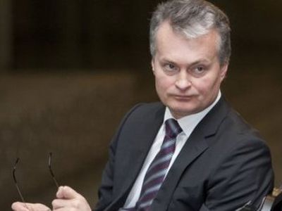 Науседа: реальная зарплата в Литве не только не будет расти, но и уменьшится

 - Литва и страны Балтии