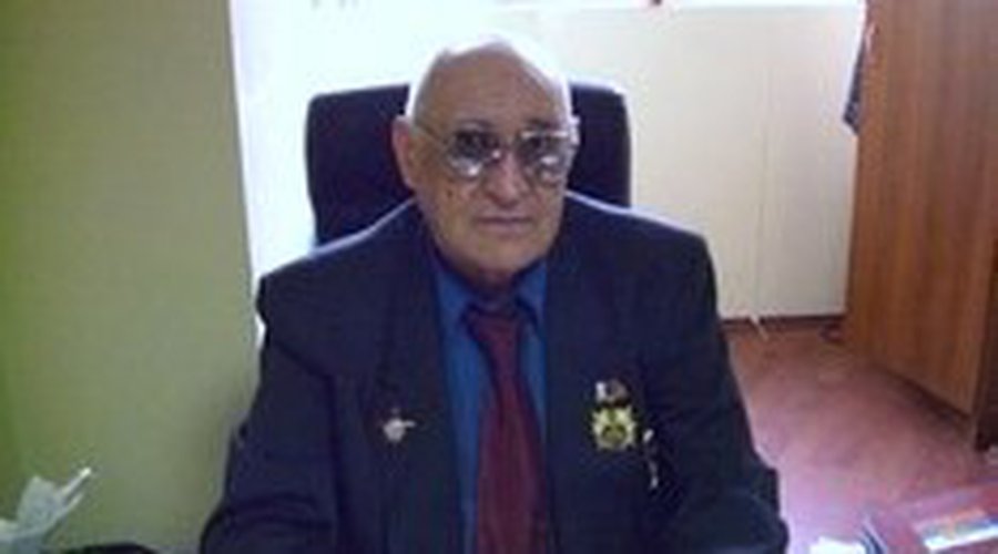 Он убил «Джеймса Бонда» - В Мире