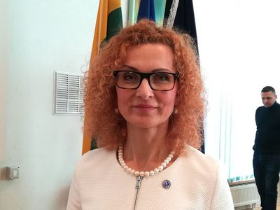 Вице-мэр А. Григене о дистанционном обучении: в целом неплохо, но есть и жалобы (видео) - В Висагинасе