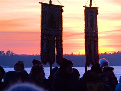 Сильные морозы не помешали висагинцам отметить один из двенадцати главных православных праздников - Крещение Господне. (видео) - Мир православия