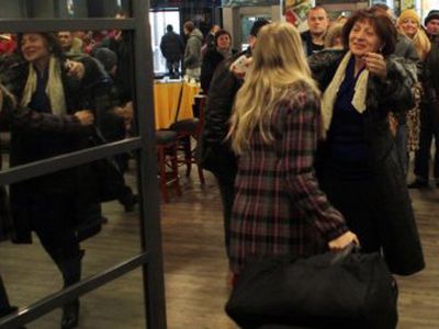 Домой на Рождество возвращается все меньше эмигрантов - Литва и страны Балтии