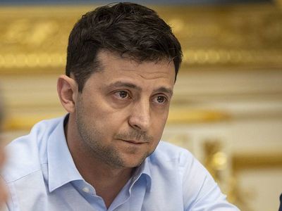 Зеленский предложил Путину встретиться в Минске - В Мире