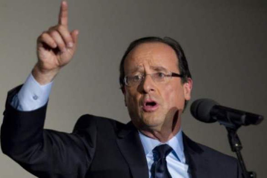 Победивший Олланд призвал с уважением отнестись к Саркози - В Мире