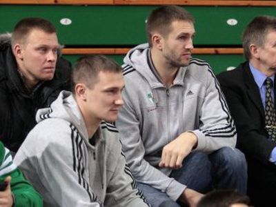 В Ukio bankas застряли 3 млн. литов, предназначенные на зарплату спортсменов - Культурные и спортивные мероприятия