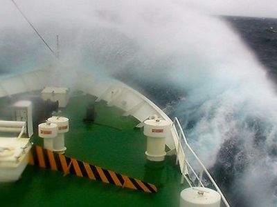 ЧП на борту парома: судно дало сильный крен, пассажиры пережили шок - Литва и страны Балтии