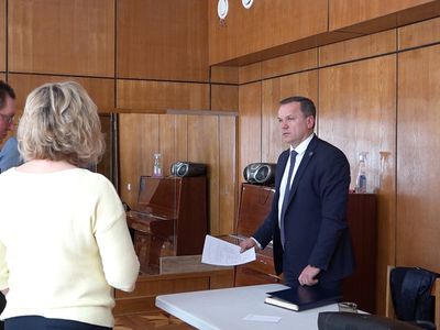 Проблемы Центра спорта и рекреации пытались решить вместе с мэром и гл. финансистом (видео) - В Висагинасе