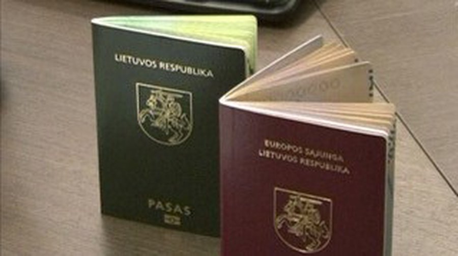 Судьбу двойного гражданства решит референдум?  - Литва и страны Балтии