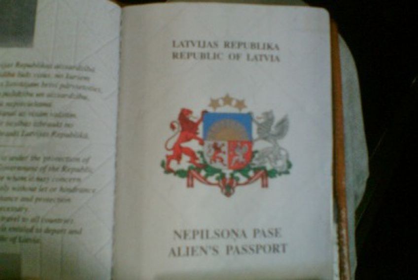 Всех неграждан Латвии можно натурализовать только через 172 года