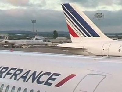 Катастрофа лайнера Air France в 2009 году: со дна Атлантики поднято первое тело - В Мире