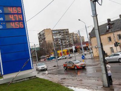 Per tris dienas dyzelino kainos augo iki 10 centų - Lietuva ir Baltijos šalys