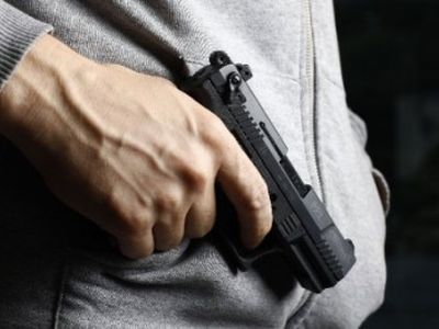 D. Britanijoje leidimą ginklui gali gauti net septynmetis - Pasaulyje