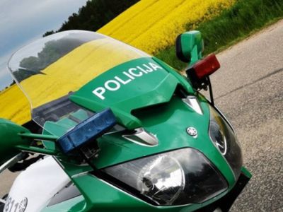 В июне полиция будет патрулировать на дорогах и на служебных мотоциклах - Литва и страны Балтии
