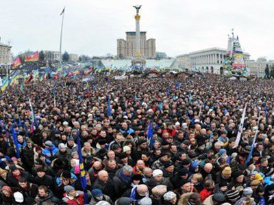 Власти Киева потребуют компенсации от организаторов массовых акций - В Мире