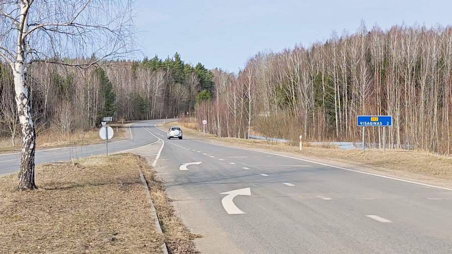 Весна пришла –  ушли и кочки на дорогах. Надолго ли? (видео) - В Висагинасе