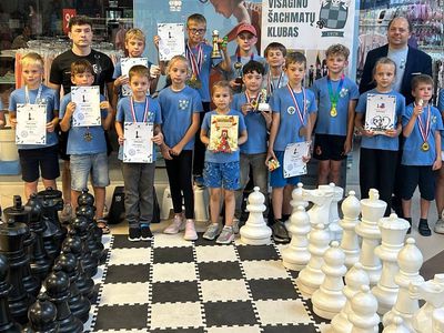 Королевские пешки - В Висагинасе