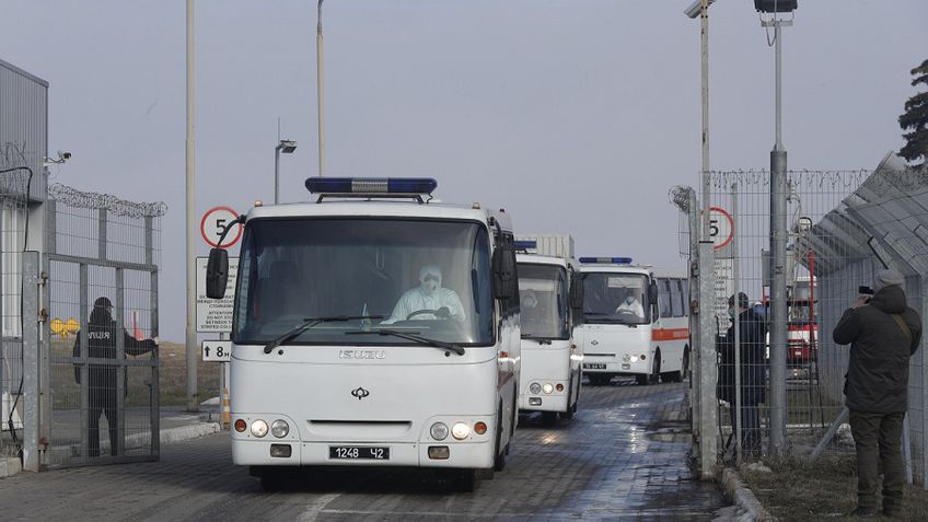 Beveik trys ketvirtadaliai ukrainiečių pasmerkė protestus prieš žmonių, grįžusių iš Kinijos, įkurdinimą