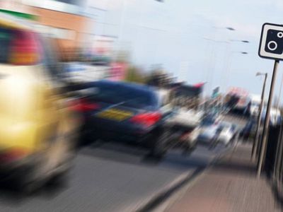 В будущем году на дорогах Литвы будет установлено 70 моментальных измерителей скорости - Литва и страны Балтии